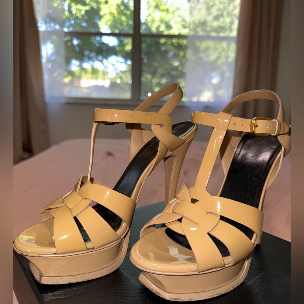 Saint Laurent YSL Tribute Dark Nude Patent Platform Sandals